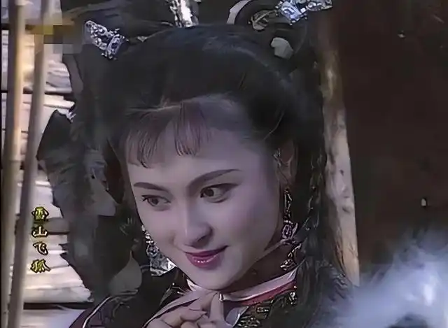 王璐瑶:相亲相来一个离异富豪,婚后生一女,女儿比她还漂亮