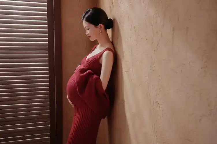 两只小老虎32周啦,希望可以熬到足月