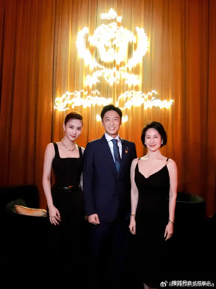 何超莲晒活动照,何超琼何猷君等家人罕见出镜,赌王家全是高颜值