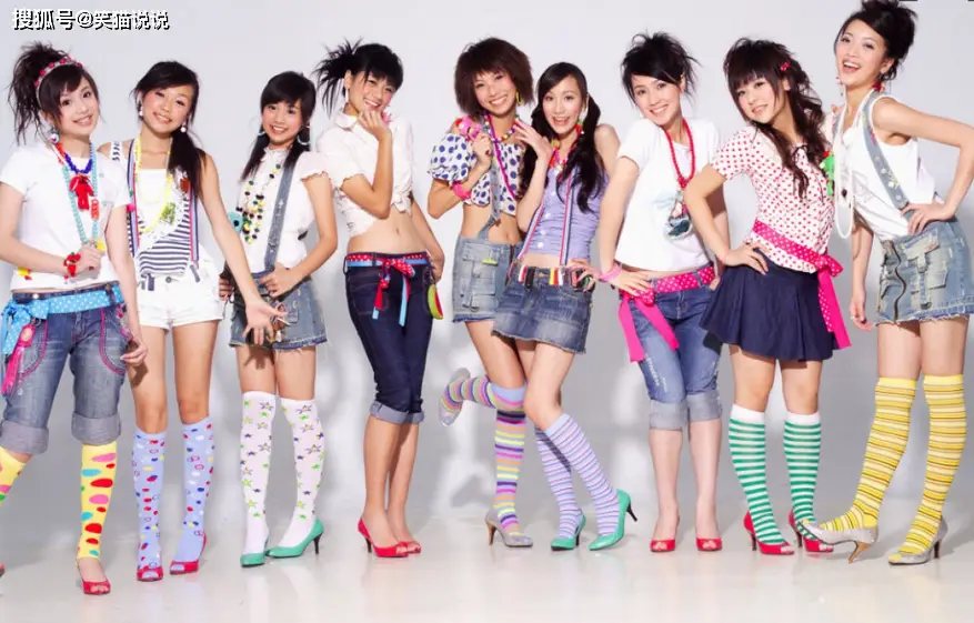 黑涩会美眉apple晒产检照:6月孕肚好明显,透露宝宝情况好开心!