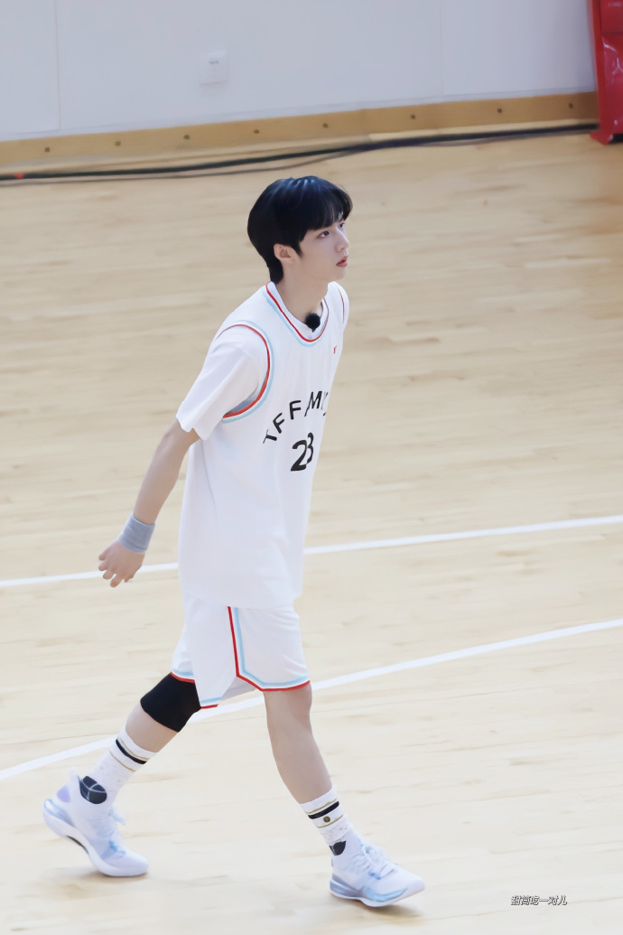 20 夏日运动会篮球少年90@时代少年团-刘耀文#刘耀文夏日运动会饭拍
