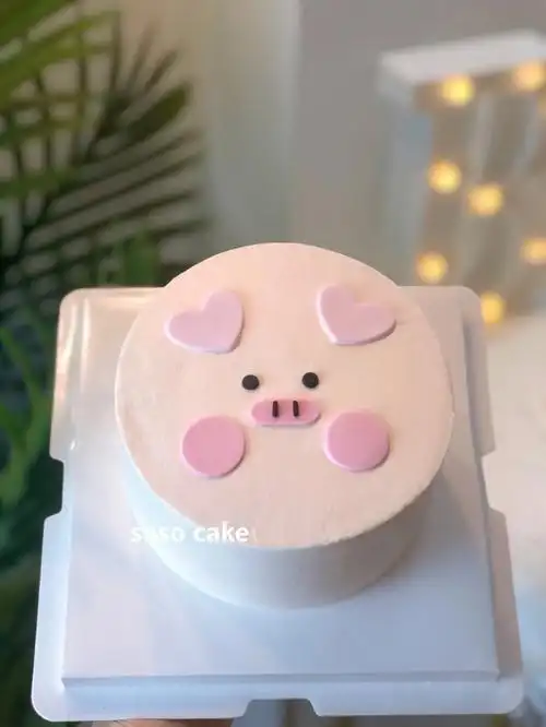 可爱小猪蛋糕