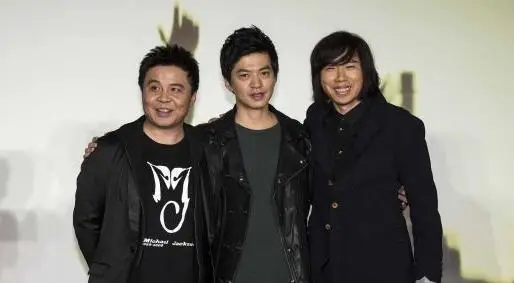 李健退出水木年华,成了卢庚戌心中难愈的伤痛,时隔多年不能释怀