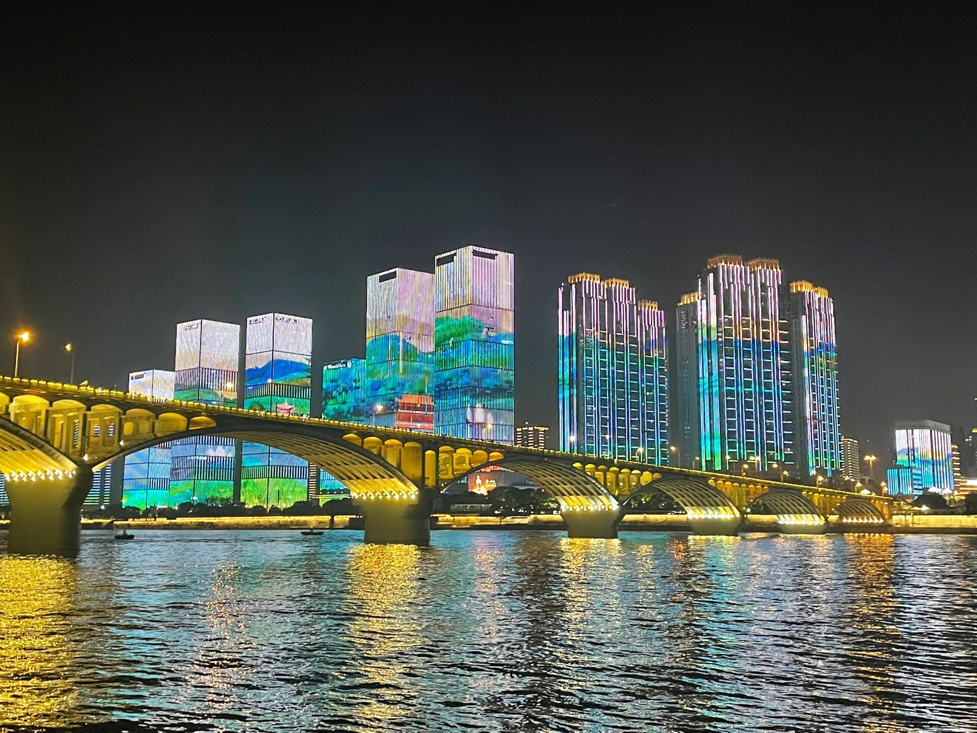 橘子洲-湘江夜景 好看的灯光秀