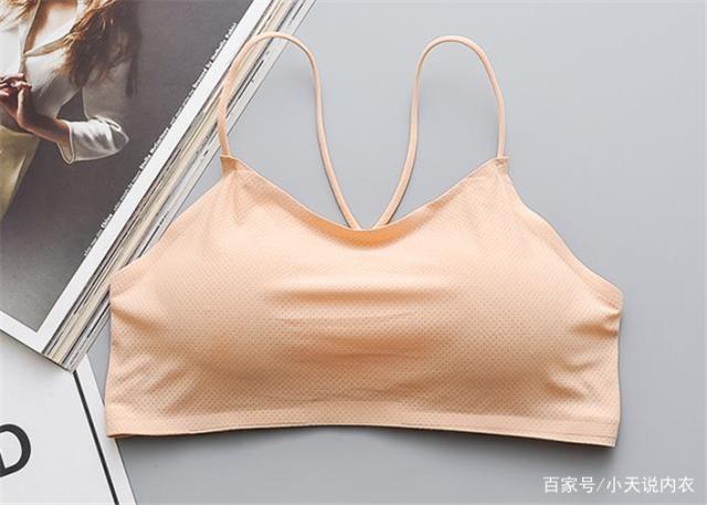 女生过夏天,适合穿什么样的内衣呢?