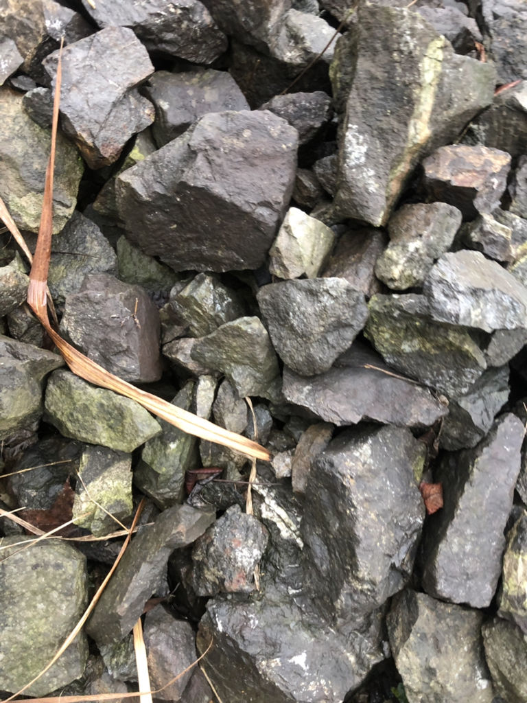 铅锌矿石.锌百分之6到7 坤百分之0.