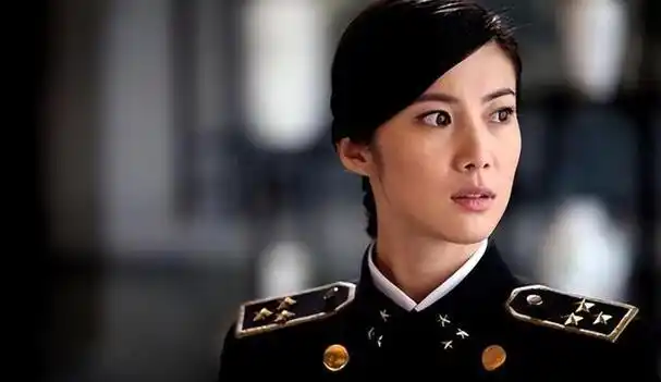 王珂在娱乐圈不红,是因为她正在"另一个圈子里",风声水起