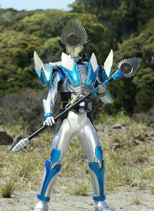 假面骑士冠白银铠甲