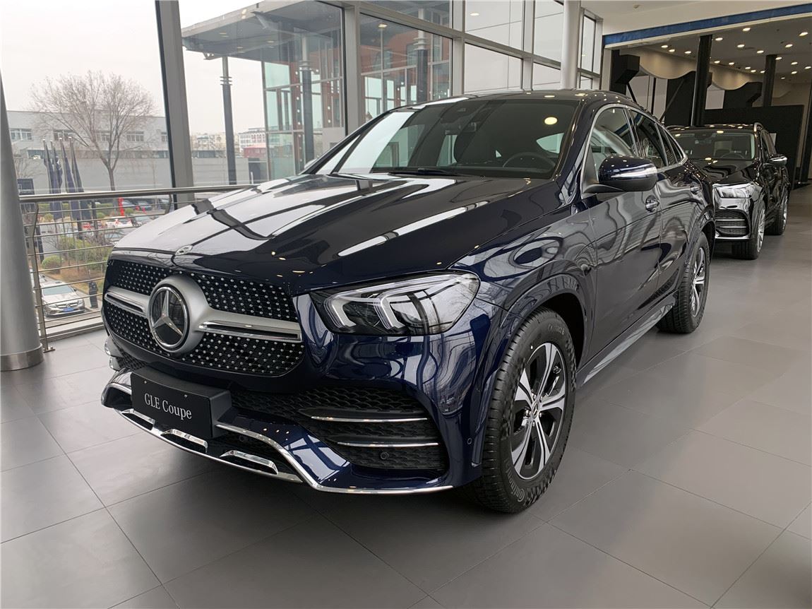 奔驰gle 350 coupe 时尚型 水硅矾钙石蓝/棕内 现车优惠3万元-恩佐网