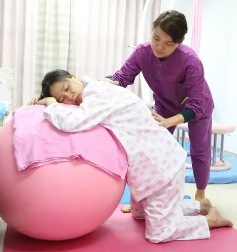 保障母婴健康,落实"导乐分娩"-海南医学院第一附属医院助产士门诊简介