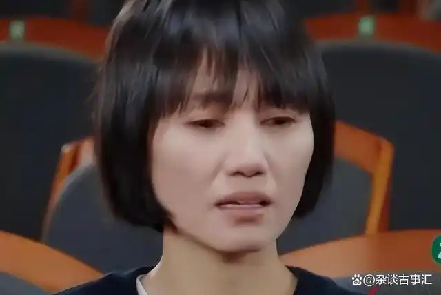 46岁袁泉素颜出镜接受央视采访,网友:听袁泉一席话少吵十年架!