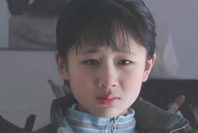杨紫小时候有多灵气?眼睛里有星辰大海,从小就是实力派!