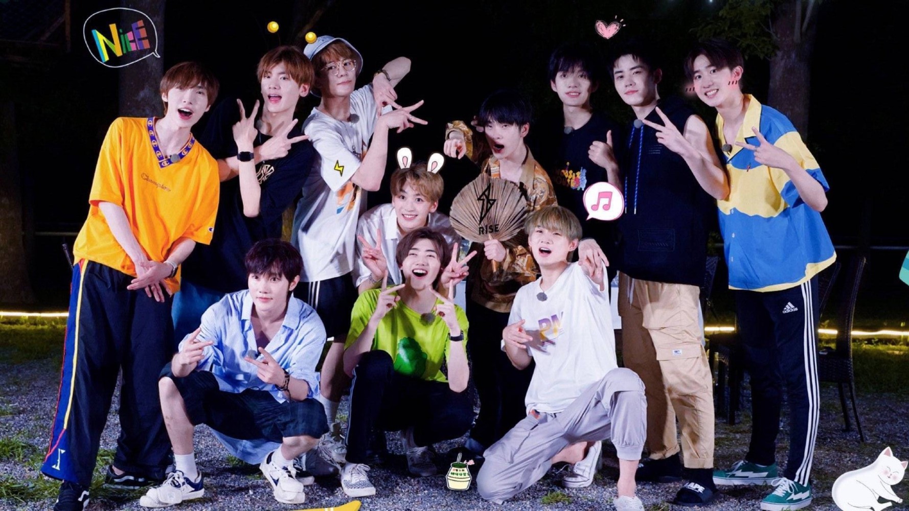 r1se男团木质拼图1000片定制赠送闺蜜礼物礼品拼图