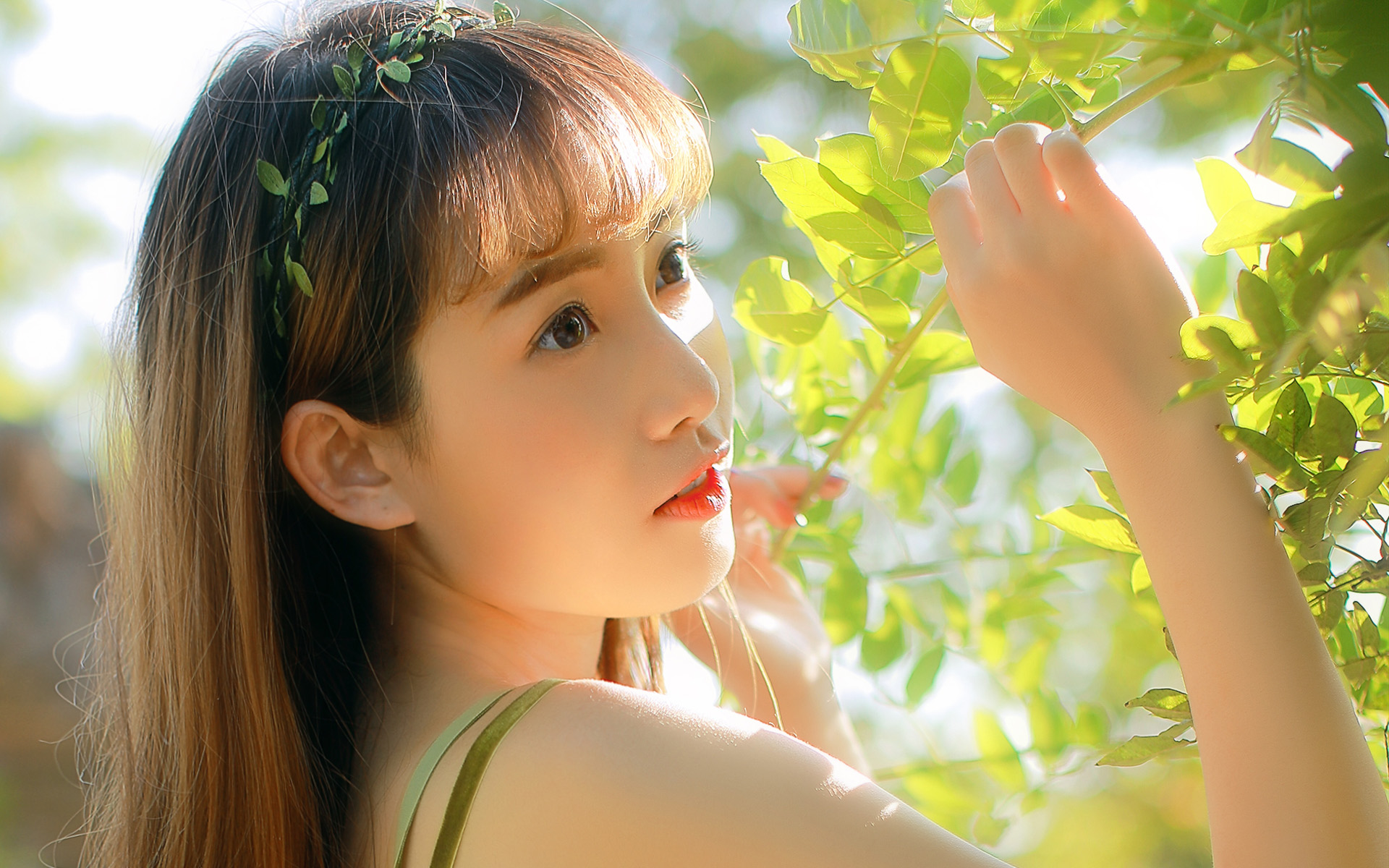 清新性感美女唯美意境写真高清桌面壁纸