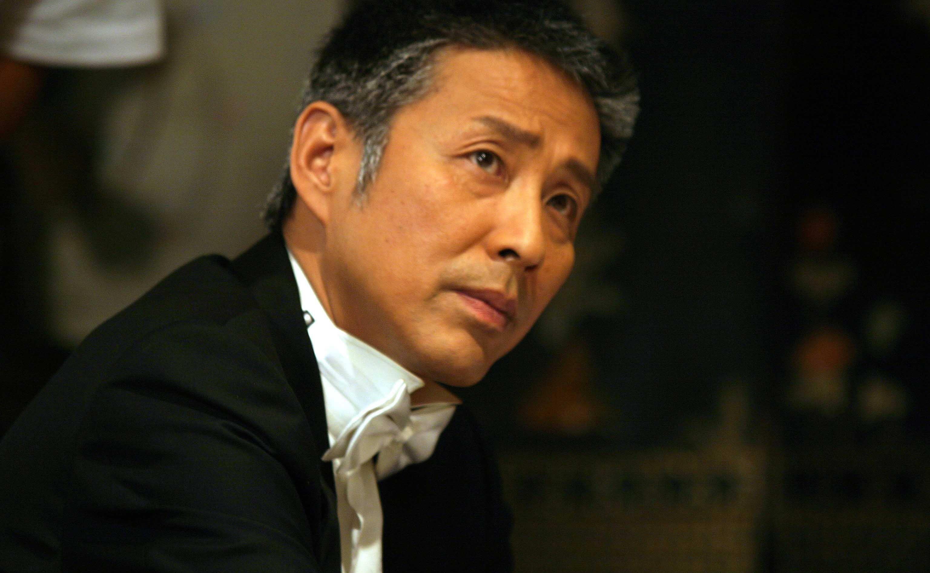 黑道级男星被爆婚内出轨,4位女星甘愿做情人,陈道明中枪_于和伟