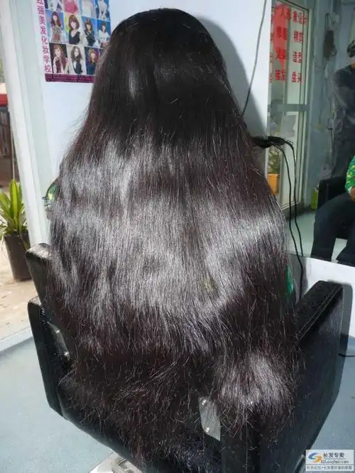 剪下初中女生的超粗巨辫戈壁落日017