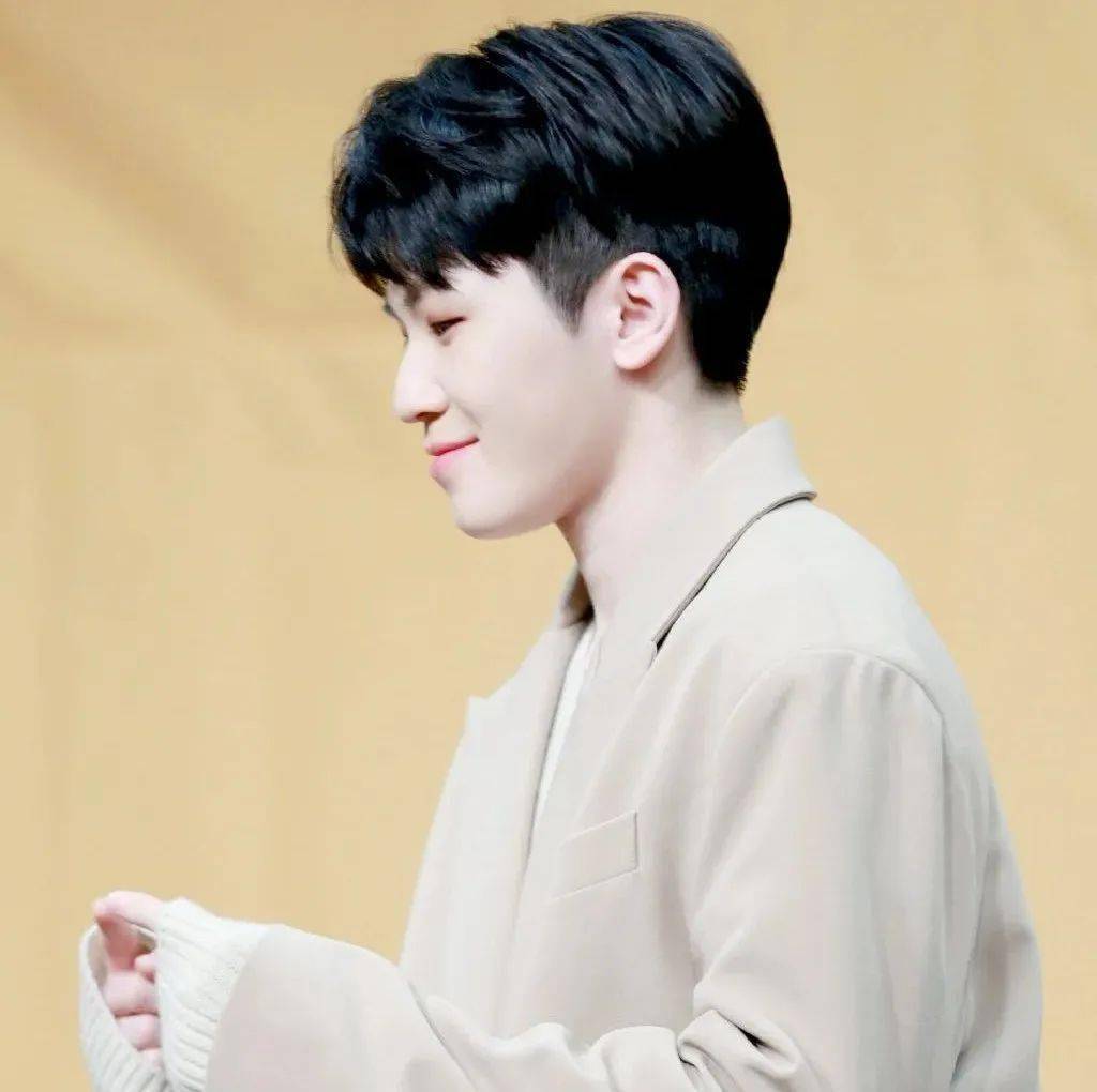 微信头像seventeen李知勋