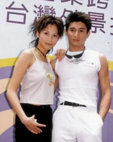 吴奇隆:历经6位前任,女经纪人陪他19年,为何却娶了刘诗诗?