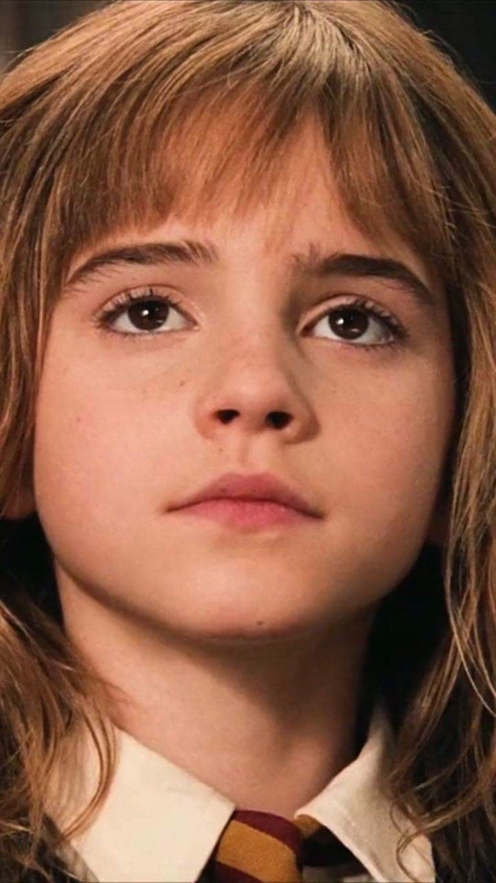 艾玛·沃特森:《哈利波特》里的女主角赫敏,童星出身的才女演员!