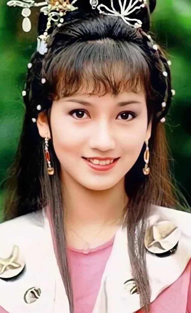 赵雅芝年轻的时候太漂亮了,魅力大气!__财经头条