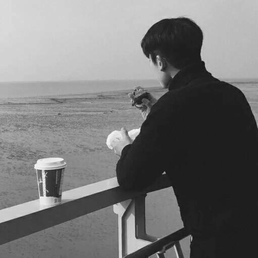 男生微信头像低调成熟大气