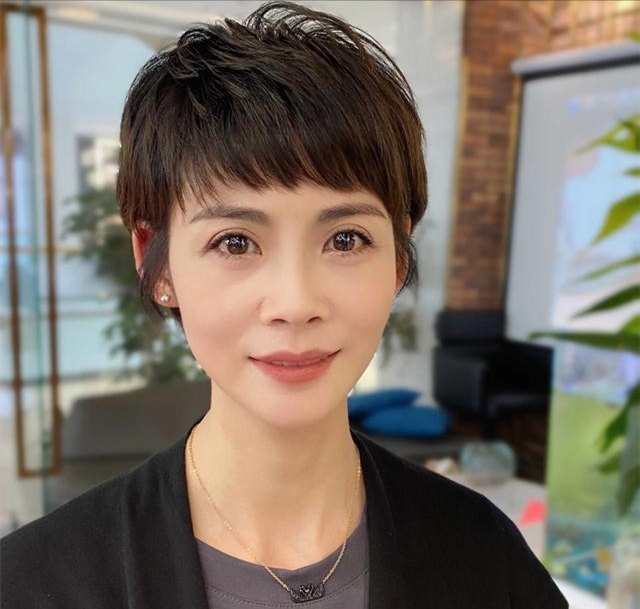50岁女性发型推荐:10款显年轻的短发