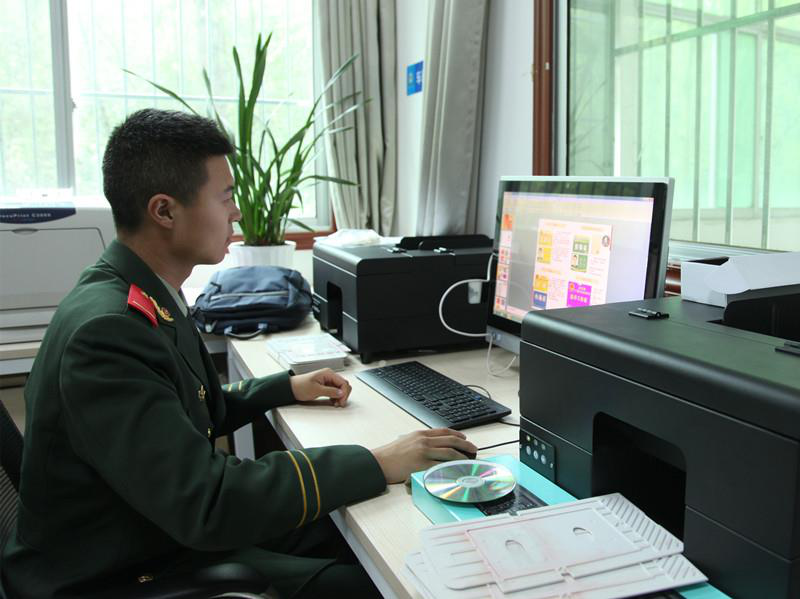 厅警卫局党代会制验证工作严谨细致精确高效