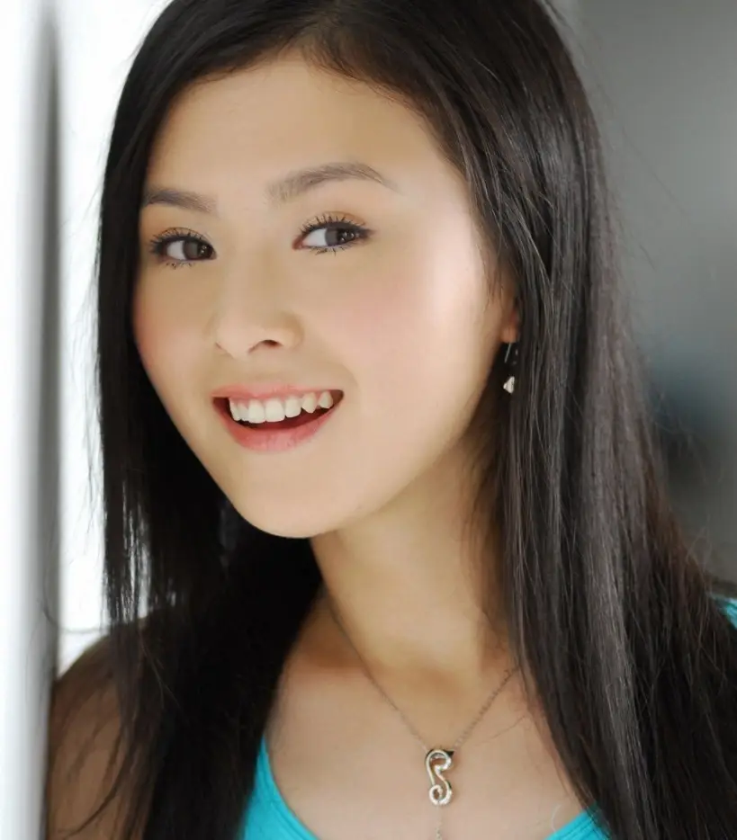 她是"铁道游击队"大嫂,未婚先孕低调嫁沈腾,如今退圈而无人知_王琦