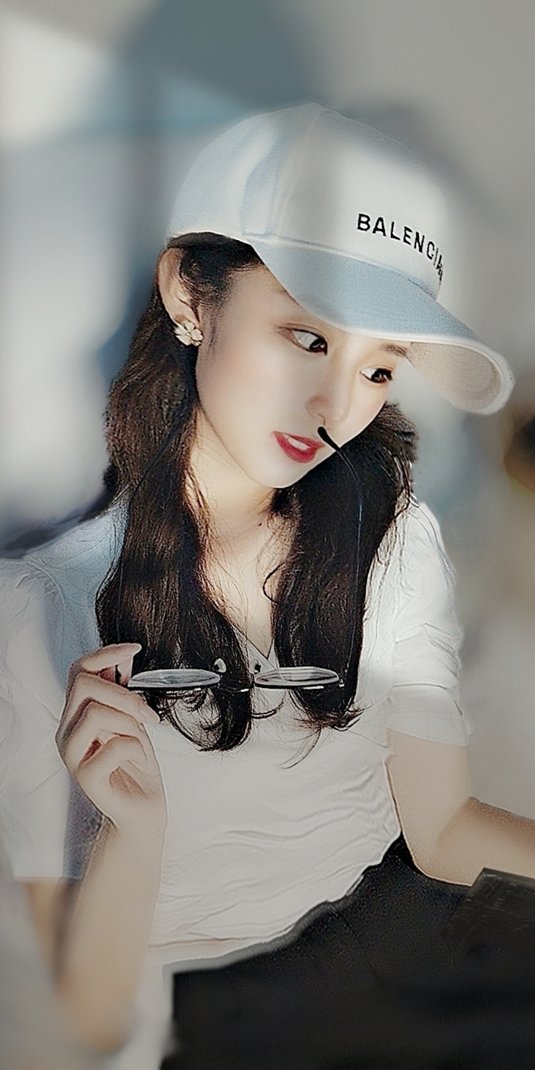 杨芮儿,抖音女主播,因长得像李沁,被不少粉丝关注_手机搜狐网