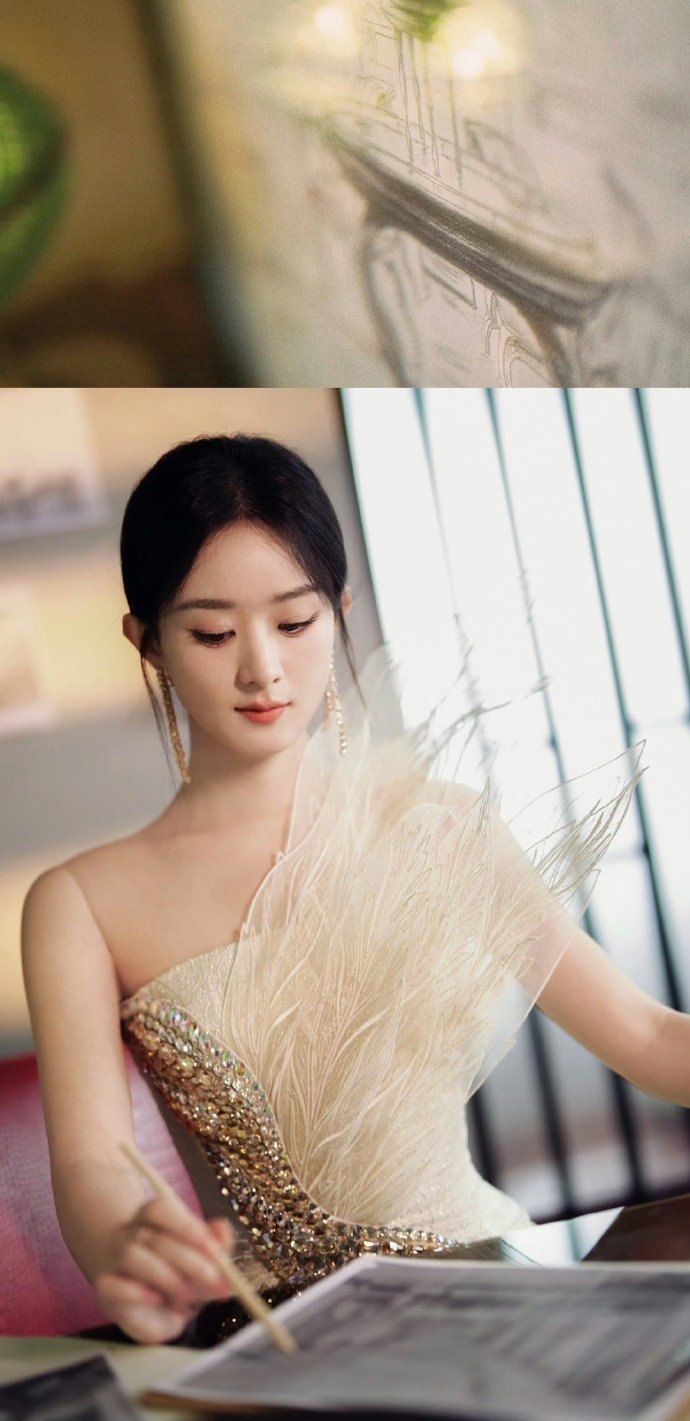 赵丽颖羽纱仙女裙#颖宝发布会穿搭,凤舞胸银辉洒,翅展腰际翼轻扬