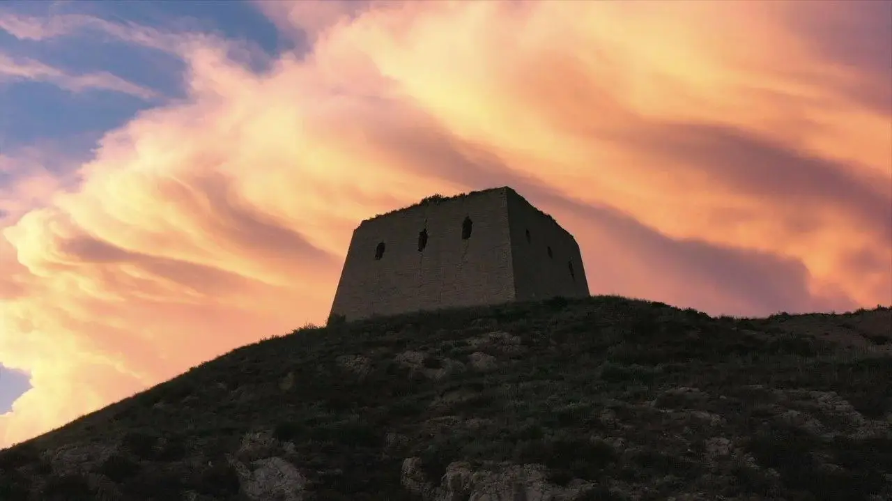 我的家乡有长城_烽火台_守护_防御工事