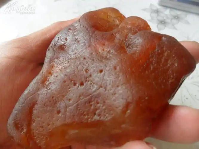 天然玛瑙奇石|(奇特玛瑙石)367克