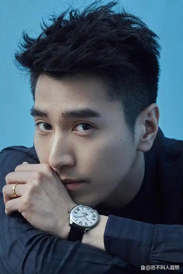娱乐圈十大小眼睛帅气男明星看看有没有你喜欢的