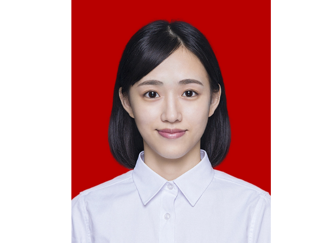 拍红底照片可以化妆吗