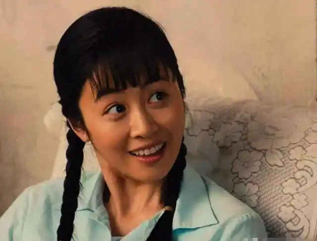 乘风踏浪韩云云手拿把掐专治谢广坤35岁穿泳衣身材赛姜妍