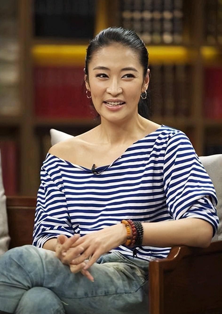 19年后再看管虎现任妻子梁静的现状才明白马伊琍的精明