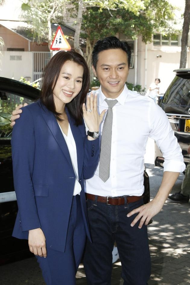 胡杏儿结婚生子看似幸福,可惜老公败家,不仅怀孕拍剧还要亲自揽客