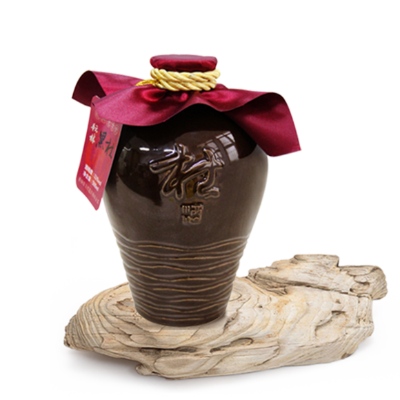 ="/item/黑杜酒">黑杜酒 /a>,又"江阴黑杜酒"由纯糯米炒黑蒸煮而成,纯