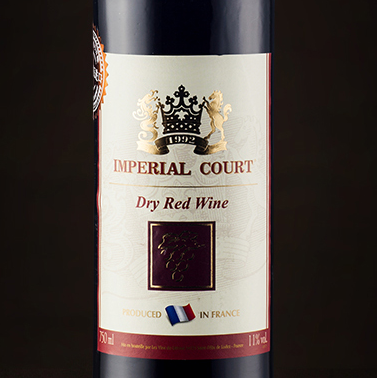 什么牌子的红酒商标是两个狮子,中间一个皇冠