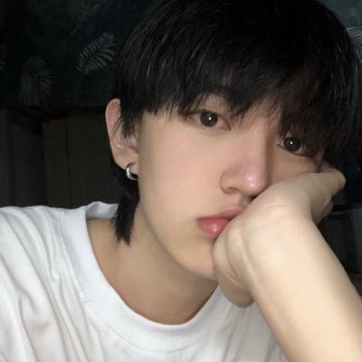 30岁帅哥头像阳光帅气酷-男生头像 - 壁纸之家