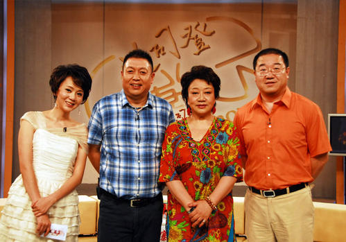 王为念再婚娇妻曝光现任老婆照片 王为念婚史第三任妻子照片