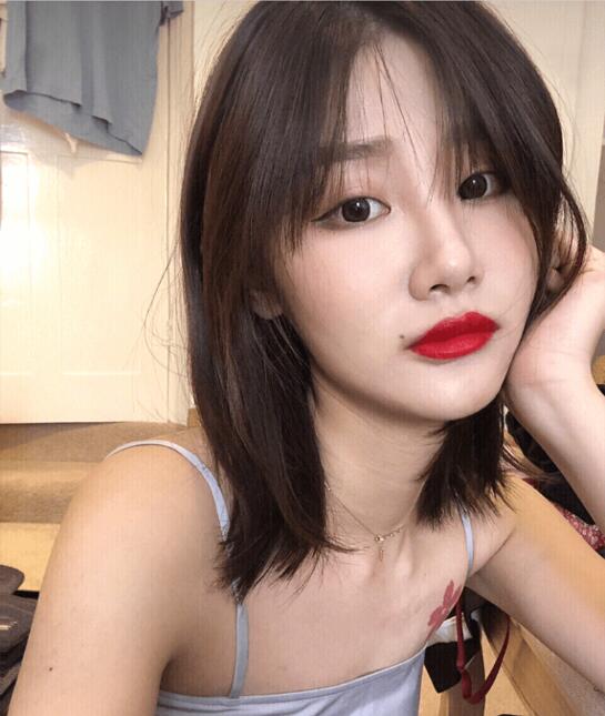 锁骨发发型图片 女生好看锁骨发发型