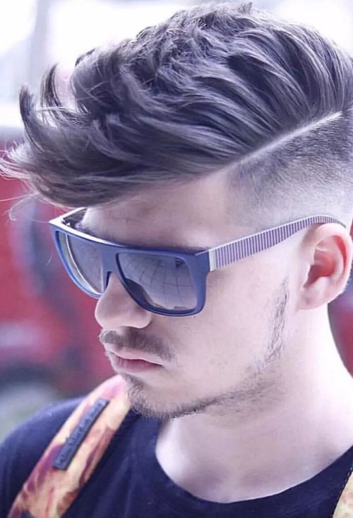 2020年男生剃飞机头发型 个性帅气的男生短发造型