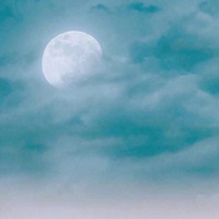 关于月亮的说说配图 唯美夜晚圆月朋友圈配图_微信头像图片大全