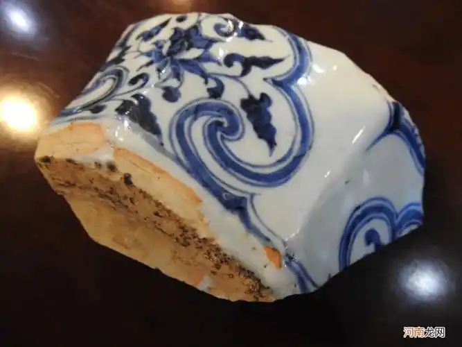 详解"元青花"的特征 怎样鉴定元青花瓷器