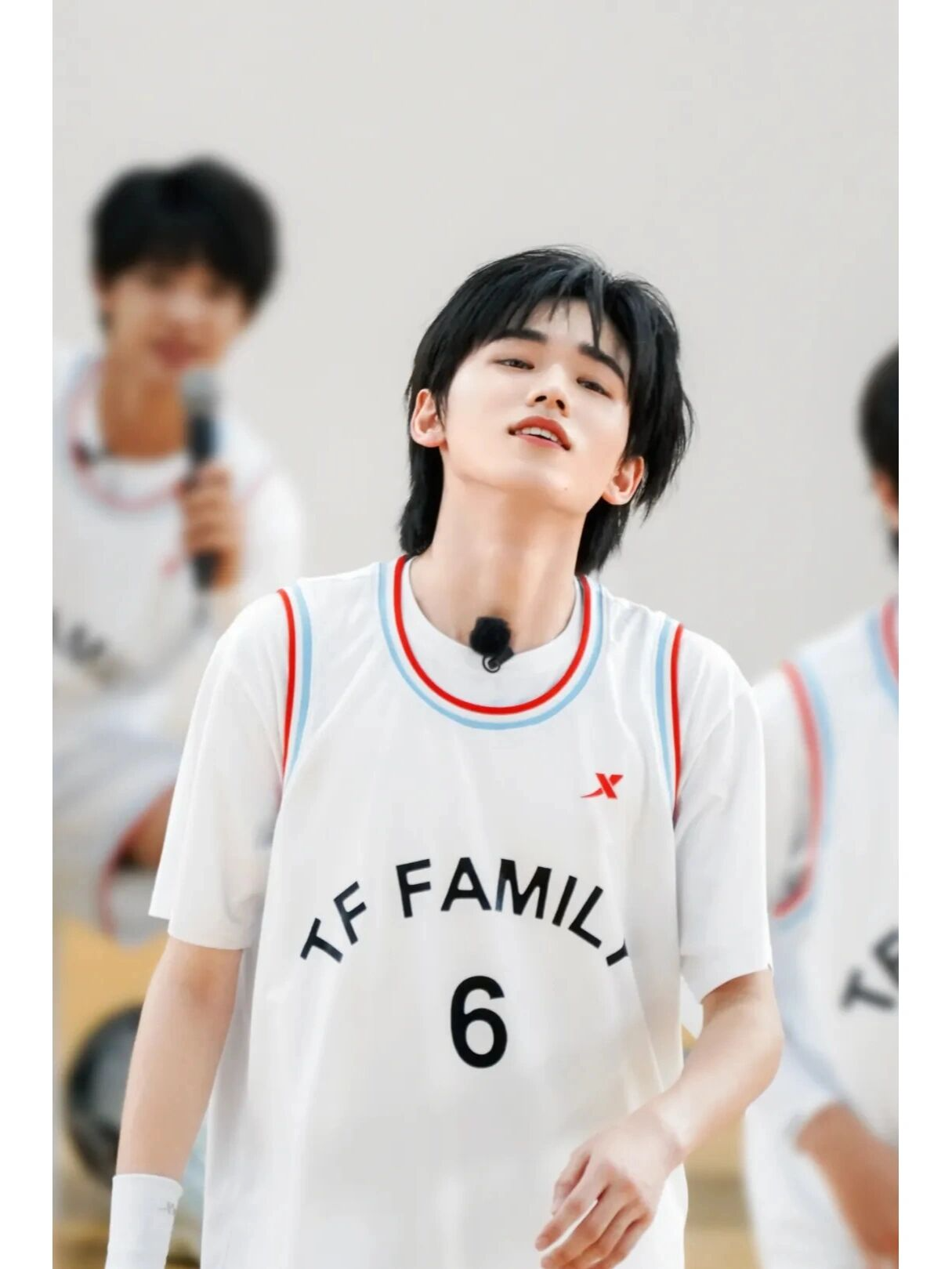 宋亚轩高清壁纸