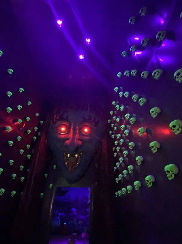 温州乐园全新打造的这个近2000平双层鬼屋密脱里究竟有什么小编冒死