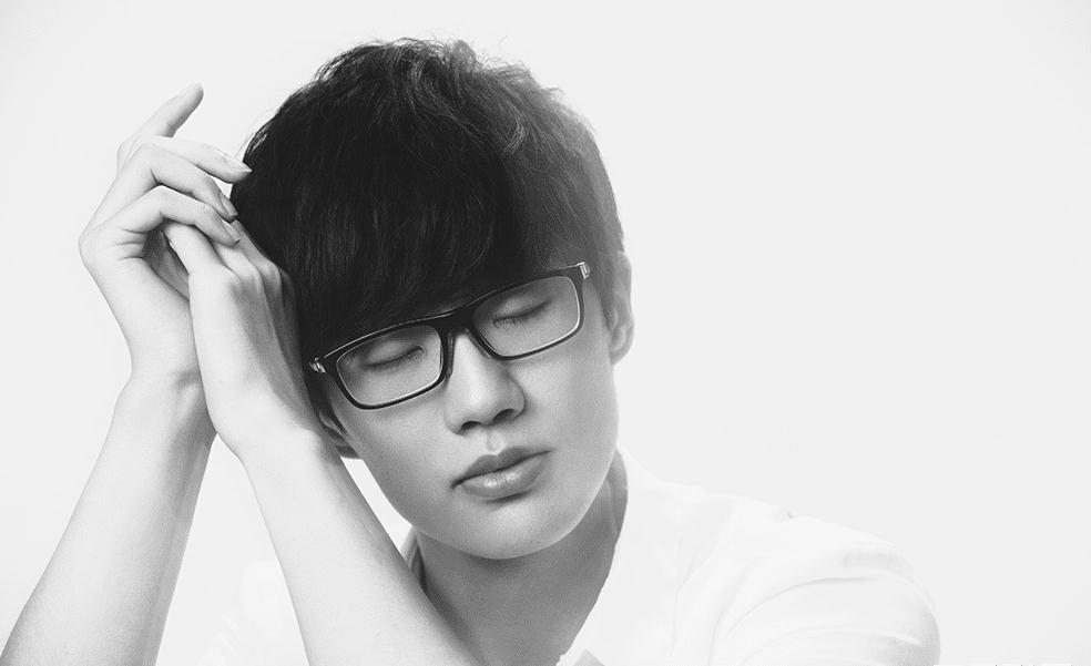 为歌而生!许嵩一个音乐榜单前三甲的歌手,不宣传不炒作!_作品_主题曲_