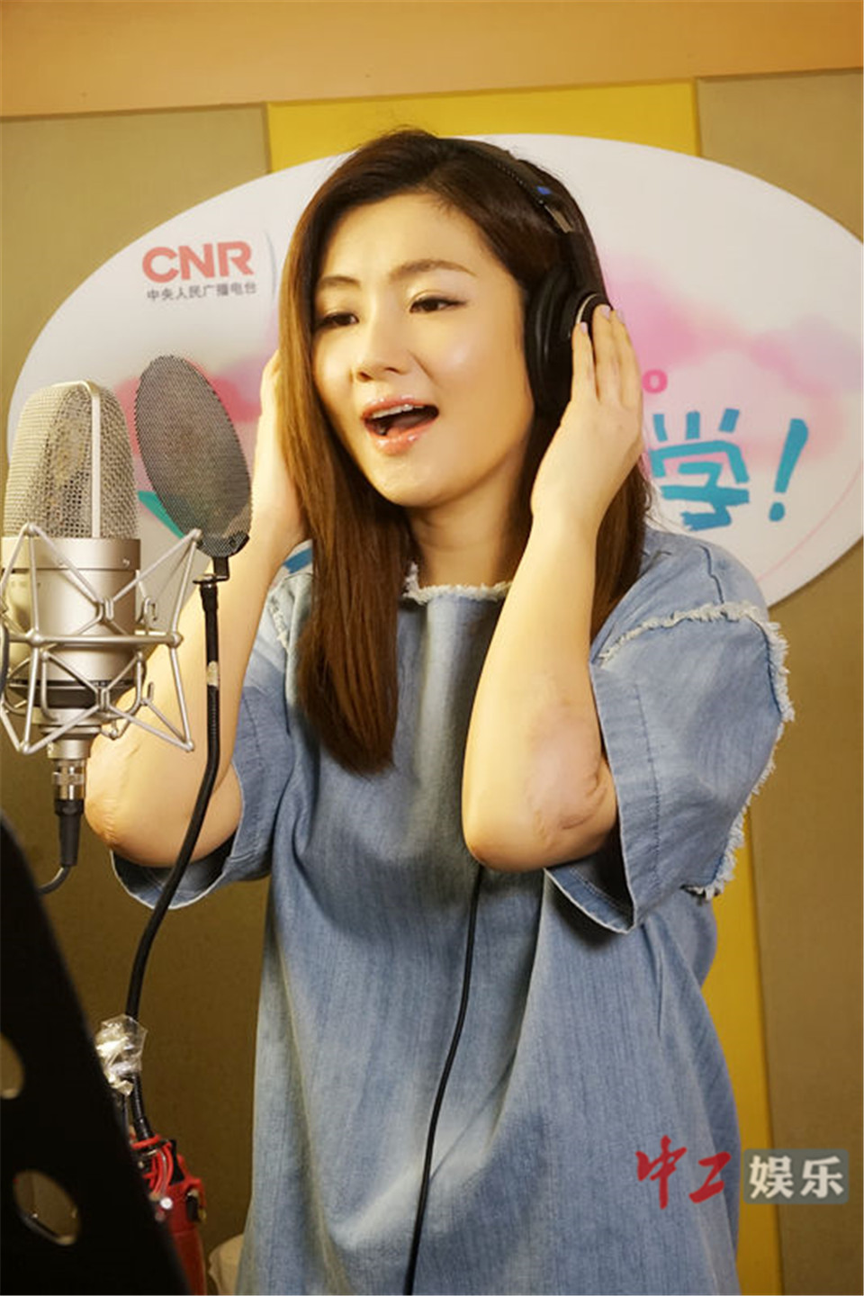 selina任家萱唱响"2017musicradio我要上学——爱心圆梦"公益主题曲